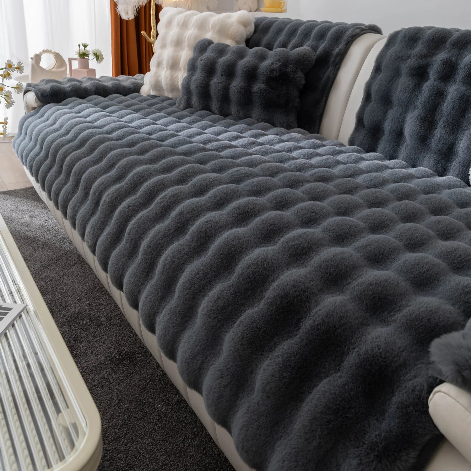 Thicken Imitation Rabbit Fur Plush Sofa Slipcover Non-Slip Soft Sofa Towel Couch Cushion for Living Room Modern Home Decor
